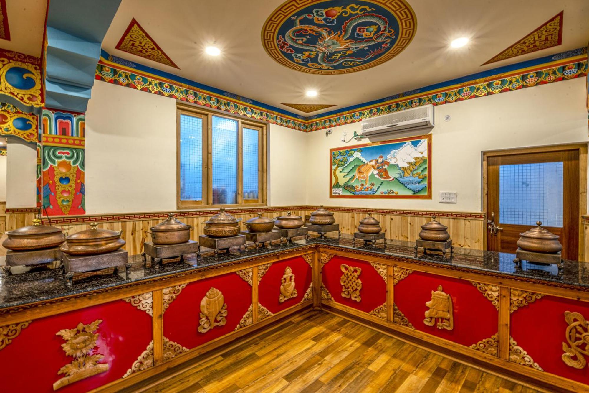 Hotel Chantsa Leh Exterior photo
