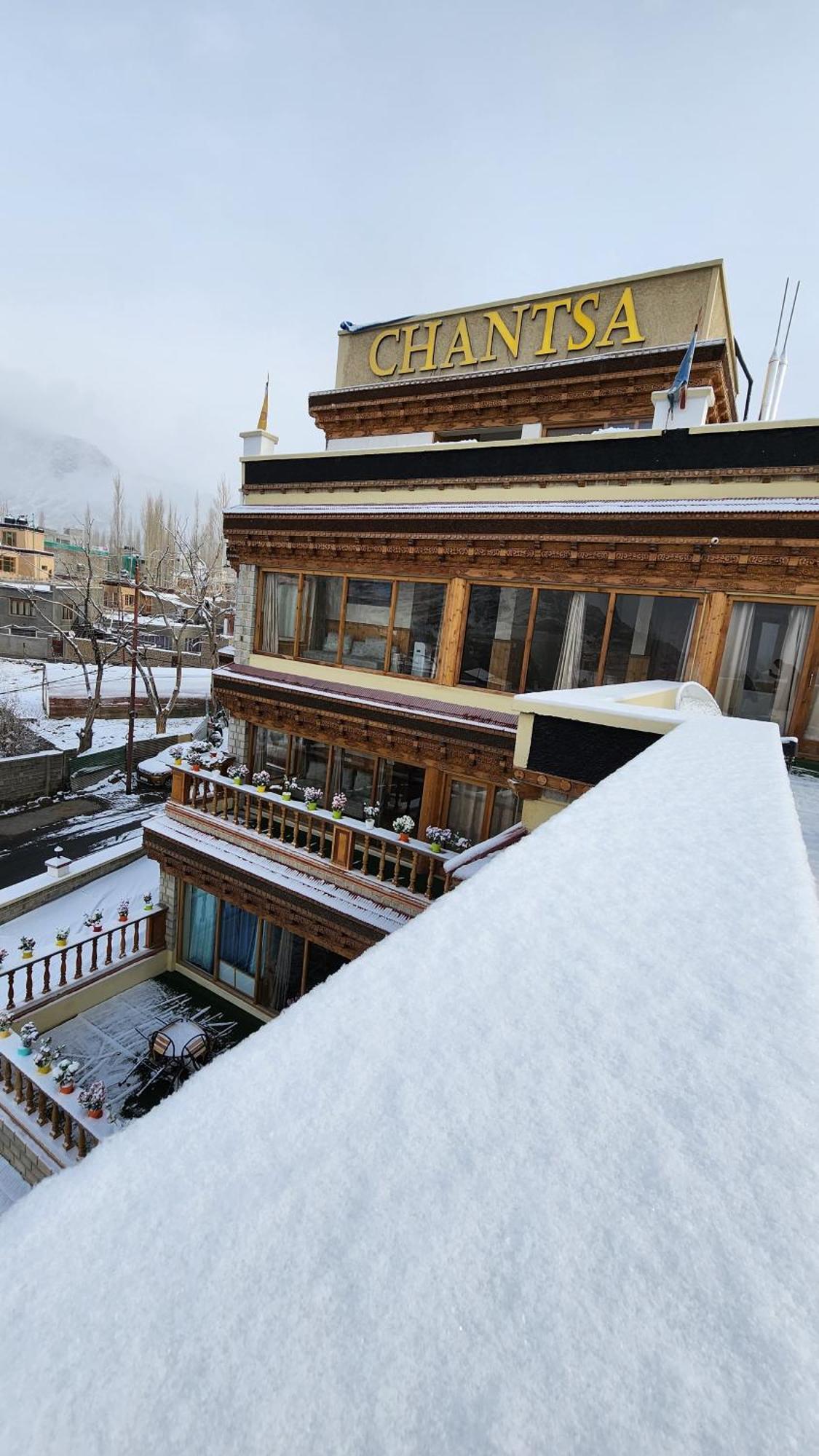 Hotel Chantsa Leh Exterior photo